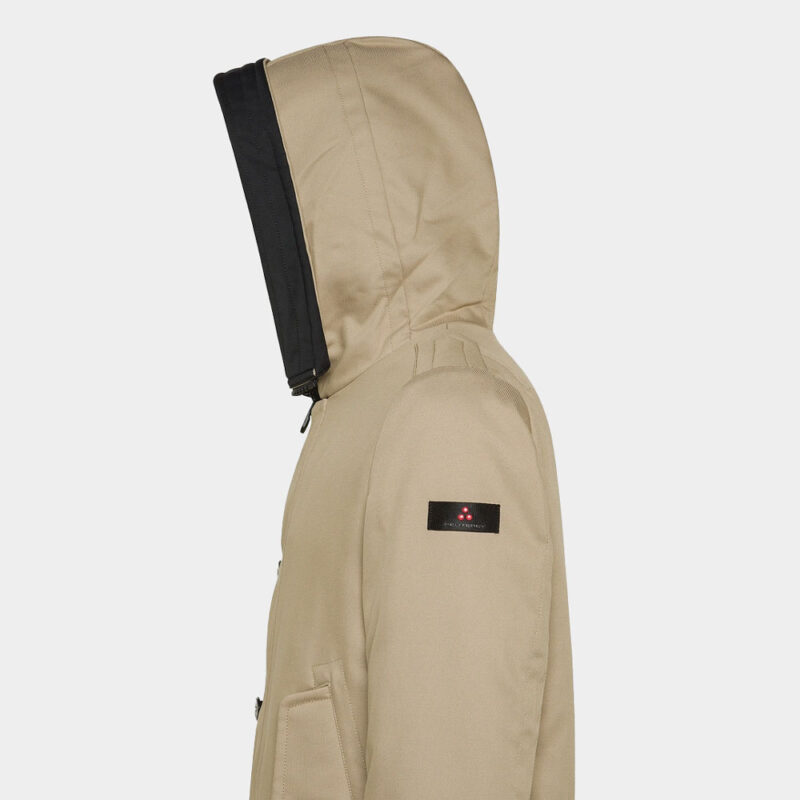 Parka Van Peuterey In Het Beige In Model