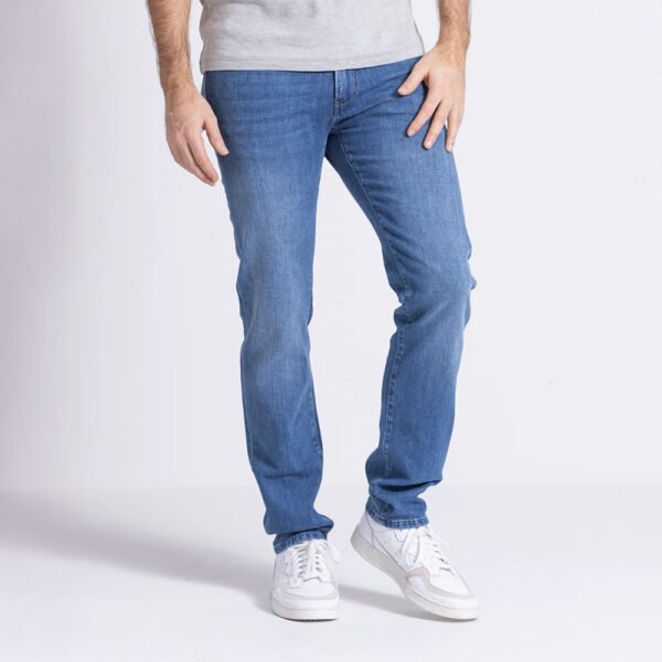 Jeans Van Zilton In Het Blauw In Model Lichtblauwe Jeans Met Regular Fit En Een Casual, Moderne Uitstraling.