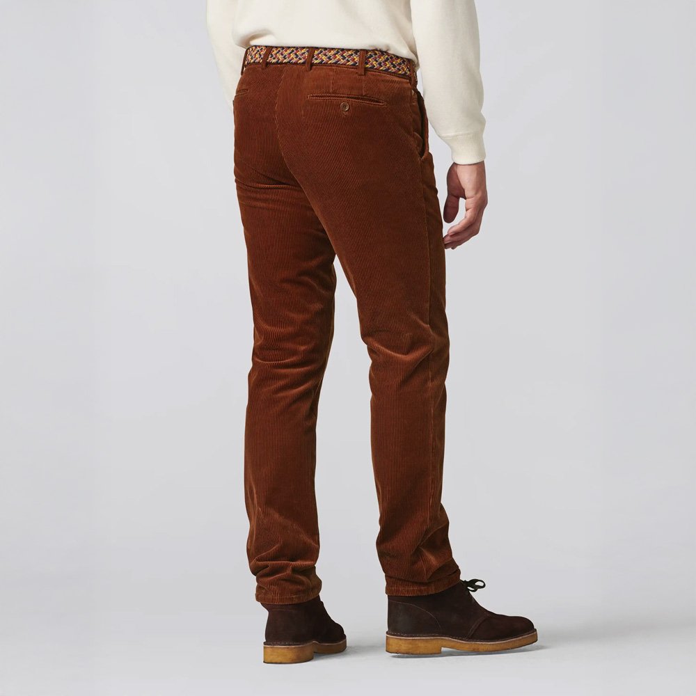 Chino Van Meyer In Het  In Model Bonn Superstretch Premium Corduroy Chino