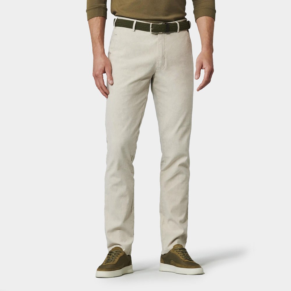 Chino Van Meyer In Het Beige In Model 