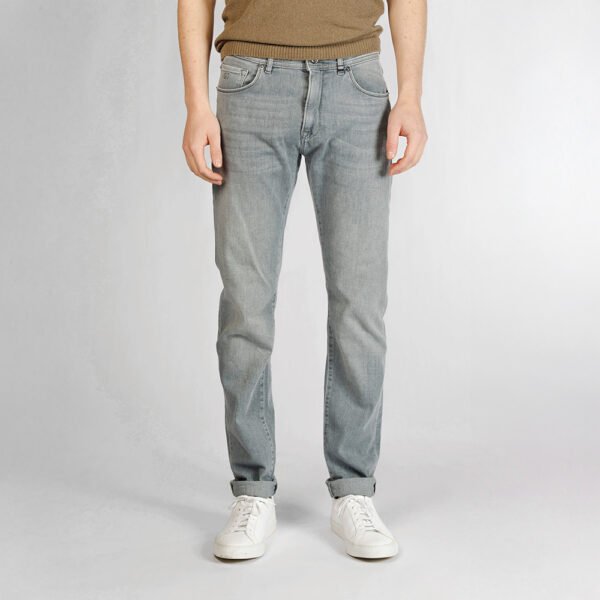 Jeans Van Zilton In Het Grijs In Model Lichtgrijze Jeans Met Regular Fit En Moderne, Stijlvolle Uitstraling.