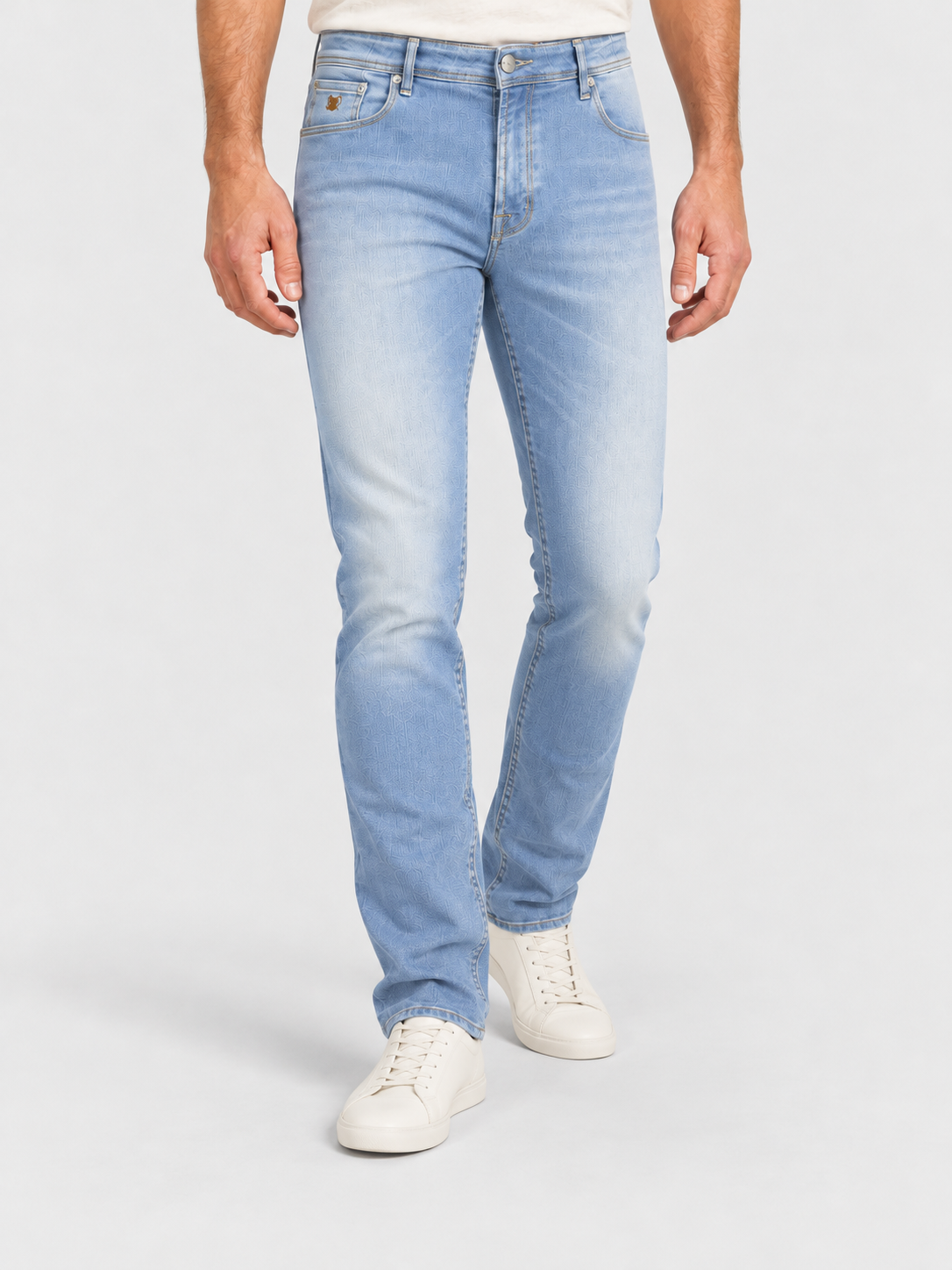 Jeans Van Atelier Noterman In Het Blauw In Model