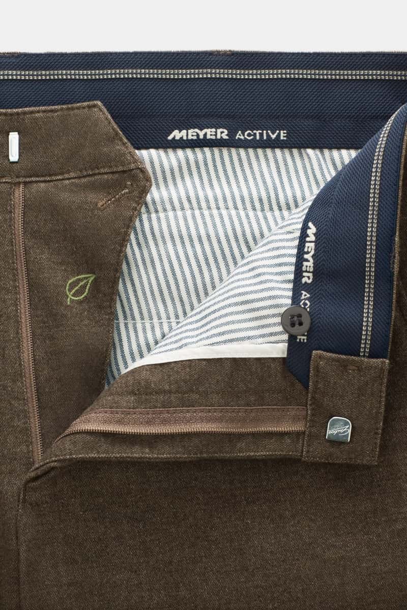 Chino Van Meyer In Het Bruin In Model Bonn Active Jersey Look Chino