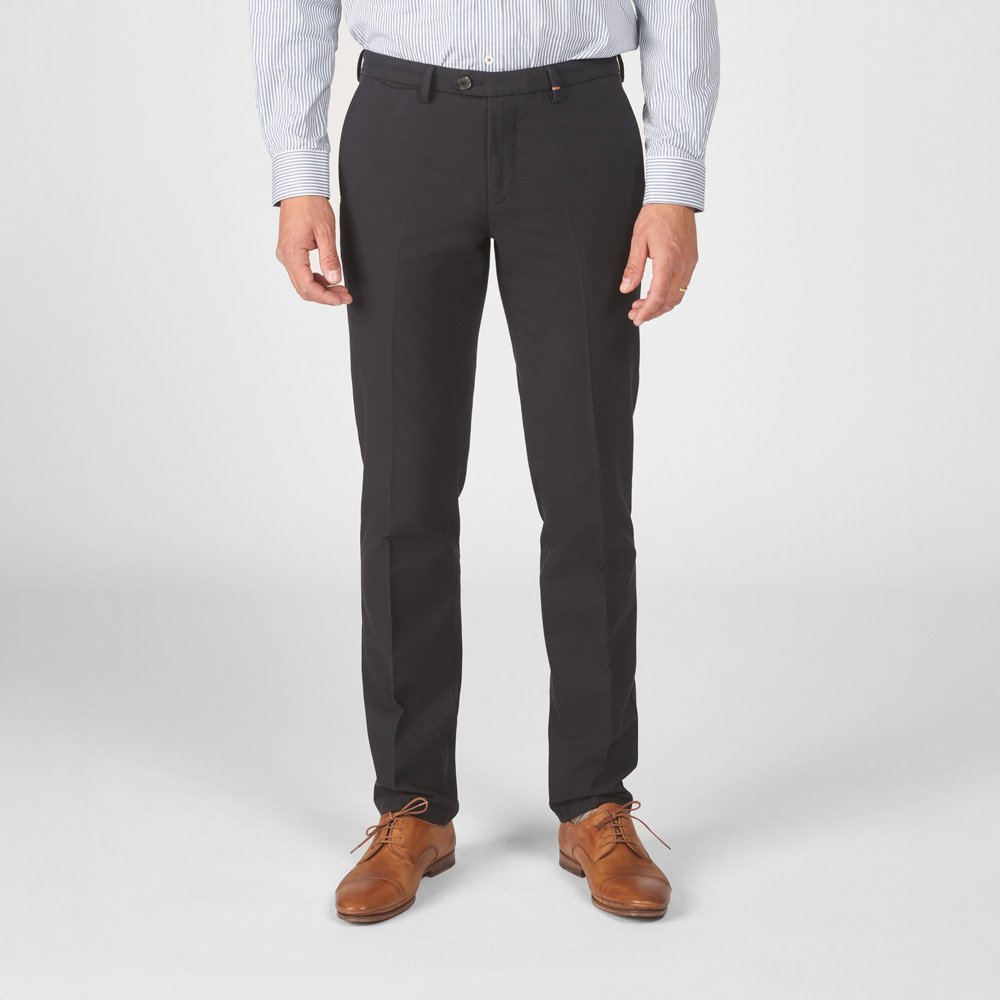 Chino Van Zilton In Het Blauw In Model Geklede Flannel-look Broek In Donkerblauw Met Verfijnde Uitstraling.