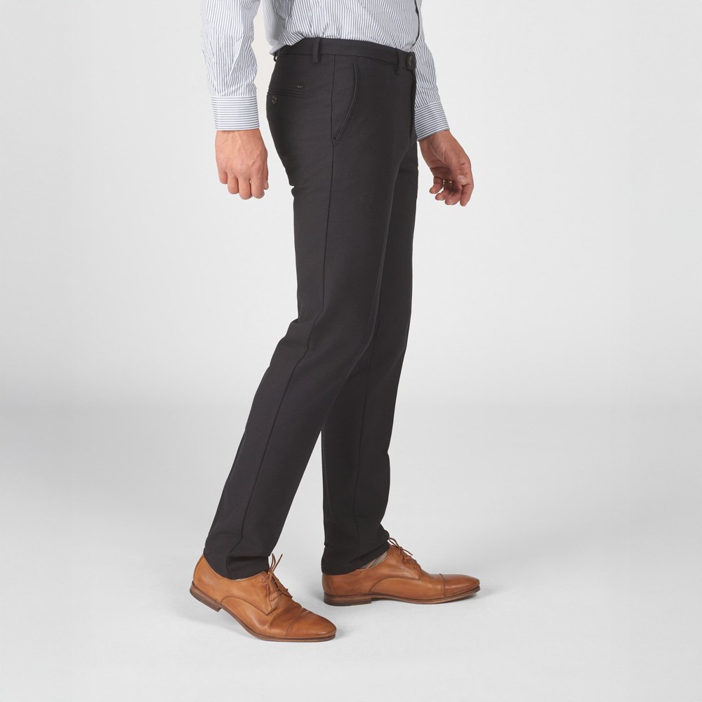 Chino Van Zilton In Het Blauw In Model Geklede Flannel-look Broek In Donkerblauw Met Verfijnde Uitstraling.