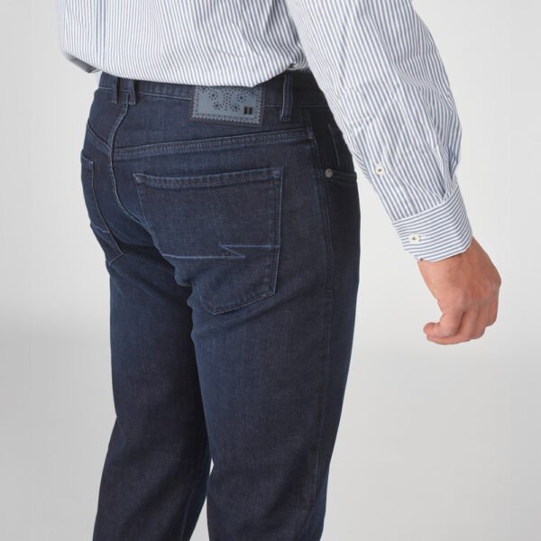 Jeans Van Zilton In Het Blauw In Model Comfortabele Jeans Met Rechte Pijp En Een Relaxte, Casual Uitstraling.