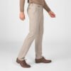 Chino Van Zilton In Het Beige In Model Geklede Flannel-look Broek In Warme Beige Tint Met Stijlvolle Afwerking.